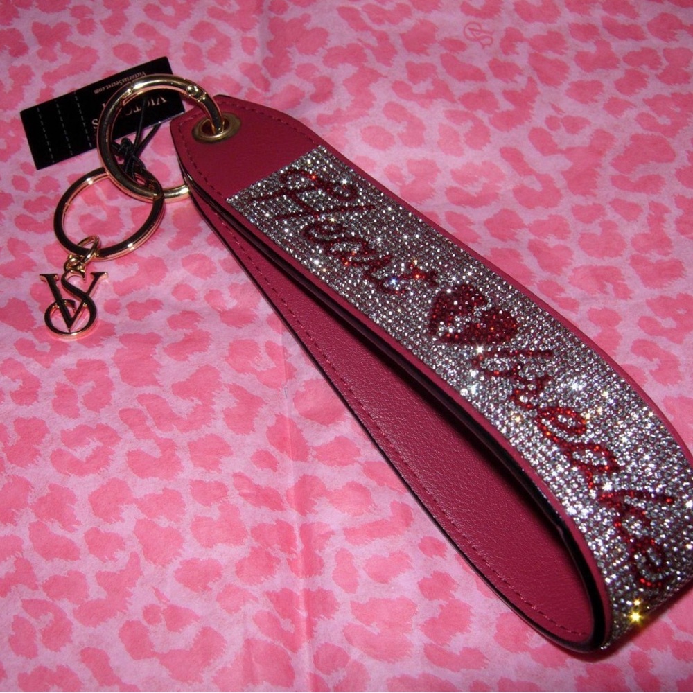 Victoria's Secret Rhinestones Sparkle Wristlet Red HeartBreaker Keychain NWT